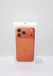 Apple iPhone 17 Pro Max 512GB Cosmic Orange A3526 (2 фото из 3)