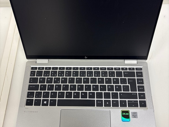 HP EliteBook x360 1040 G7
