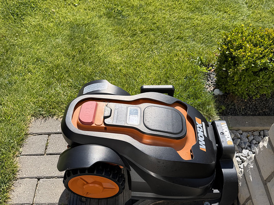 Robotniiduk