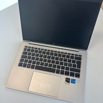 HP EliteBook 840 G10