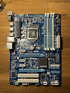 Gigabyte GA-P67A-UD3-B3 LGA1155 (2 foto / 2)