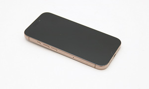Телефон Apple iPhone 16 Pro 128GB (2 фото из 3)