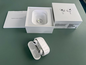 Apple AirPods Pro 1 (4 фото из 4)