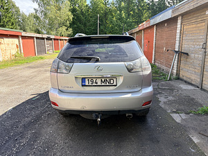 Lexus RX350. 2010 bensiin-gaas .318985km (5 foto / 13)