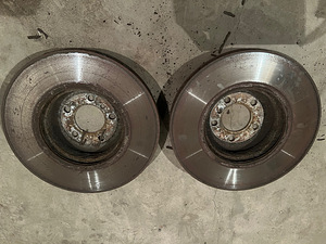 Kasutatud BMW Передние тормозные диски 370mm (4 фото из 4)