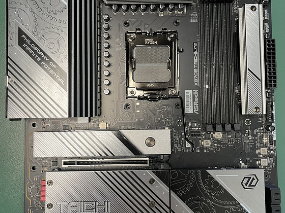 X870E Taichi Lite