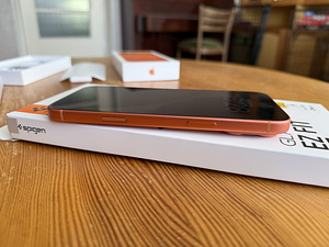 Apple iPhone 17 Pro Max 256GB Cosmic Orange, Как новый! (5 фото из 8)