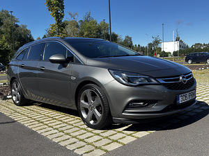 Opel Astra Sports Tourer+ (3 фото из 15)