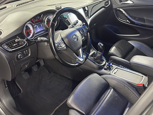 Opel Astra Sports Tourer+ (5 фото из 15)