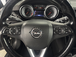 Opel Astra Sports Tourer+ (11 фото из 15)
