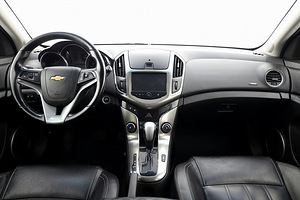 Chevrolet Cruze Facelift LPG ATM 1.8 104kW (5 фото из 8)