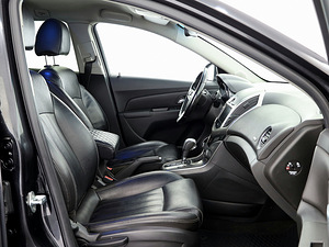 Chevrolet Cruze Facelift LPG ATM 1.8 104kW (6 фото из 8)