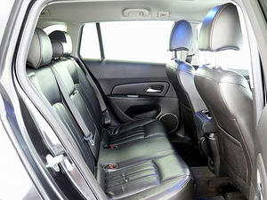 Chevrolet Cruze Facelift LPG ATM 1.8 104kW (7 фото из 8)