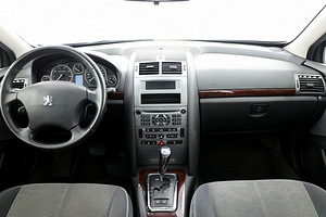 Peugeot 407 Elegance ATM 2.0 103kW (5 фото из 9)