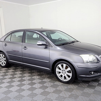 Toyota Avensis Linea Sol Facelift 2.0 108kW