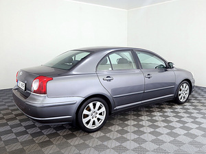 Toyota Avensis Linea Sol Facelift 2.0 108kW (3 фото из 8)