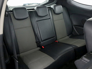 Renault Megane Coupe 1.6 81kW (7 фото из 8)