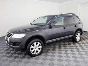 Volkswagen Touareg Highline Facelift ATM 2.5 TDI 128kW (2 фото из 7)
