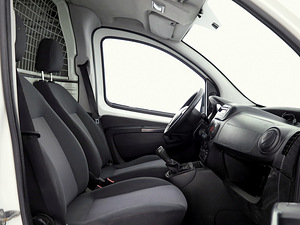 Peugeot Bipper Van 1.4 HDi 50kW (6 фото из 7)