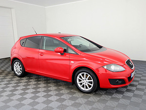 SEAT Leon Comfortline Facelift 1.6 TDI 77kW (1 фото из 8)