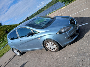 Seat altea 1.9 diesel menual 2005 (1 foto / 2)