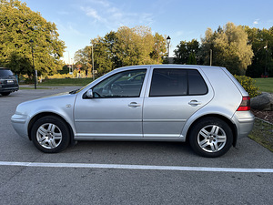 Volkswagen Golf 4 1.9 TDI ÜV 08.27 REG MAKSTUD (2 foto / 13)