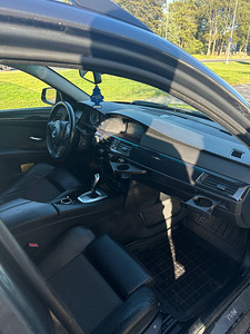 BMW 520D (9 foto / 11)