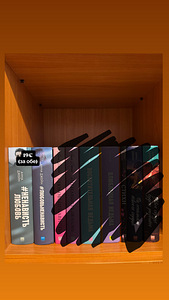 Книги (5 фото из 6)