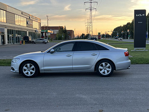 AUDI A6 LIMOUSINE (4 foto / 11)