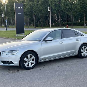 AUDI A6 LIMOUSINE