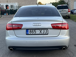 AUDI A6 LIMOUSINE (8 foto / 11)