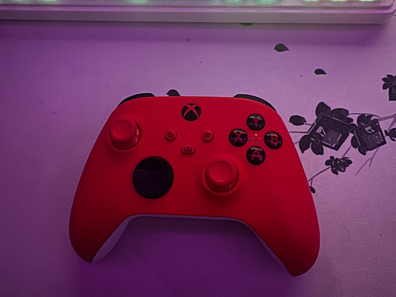 XBOX SERIES S GAMEPAD RED