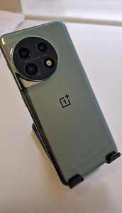OnePlus 11 5G (3 фото из 5)