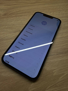 Apple iPhone 13 128 GB, roheline (1 foto / 5)