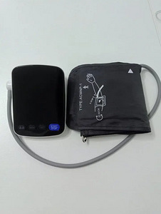 HEINE mini 3000 Clip Lamp+Blood Pressure Monitor (3 foto / 6)