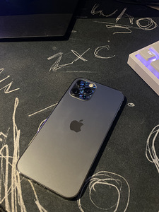 iPhone 12 Pro varuosade jaoks / Iphone 12 Pro на запчасти (1 фото из 2)