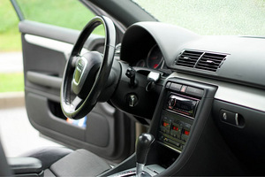 Audi A4 B7 1.8T S-line automaat 2005 (5 foto / 10)