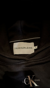 Calvin Klein (3 foto / 3)