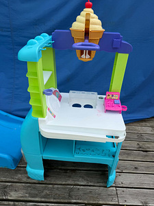 PLAY-DOH Kitchen Creations Ultimate Ice Cream Truck Playset (4 foto / 7)