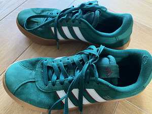 Adidas Originals tossud, s 41 1/3 (1 foto / 3)