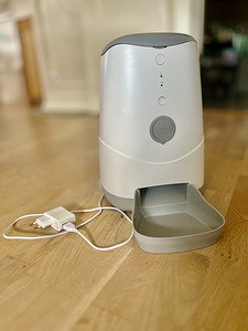 Автоматическая кормушка Petoneer Nutri Smart 3,7 л (1 фото из 5)
