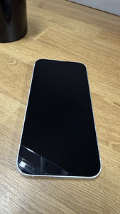 Apple iPhone 13 256Gb White v heas korras (3 foto / 3)