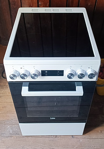 Керамическая плита Beko (1 фото из 3)