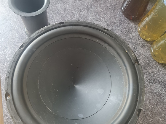 Müün bassikõlari kõlari