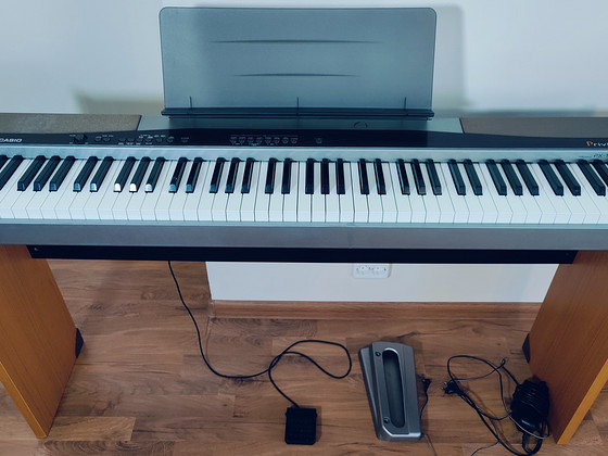 Klaver Casio Privia PX-100