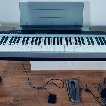 Klaver Casio Privia PX-100