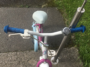 Laste abirattadega jalgratas “Dino Bikes” 14’’ (8 foto / 10)