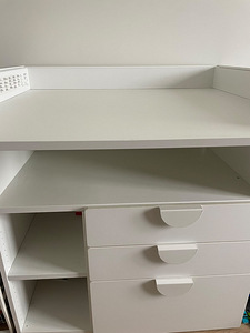 IKEA SMÅSTAD Пеленальный стол (1 фото из 2)