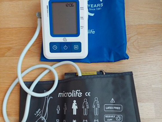 Автоматический тонометр Microlife BP B2 basic