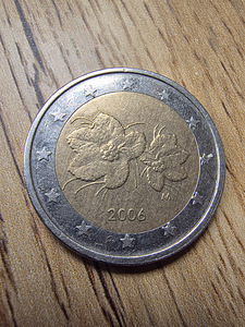 2006 finland 2 euro. Defekt taga vasakul õiel. (2 foto / 3)